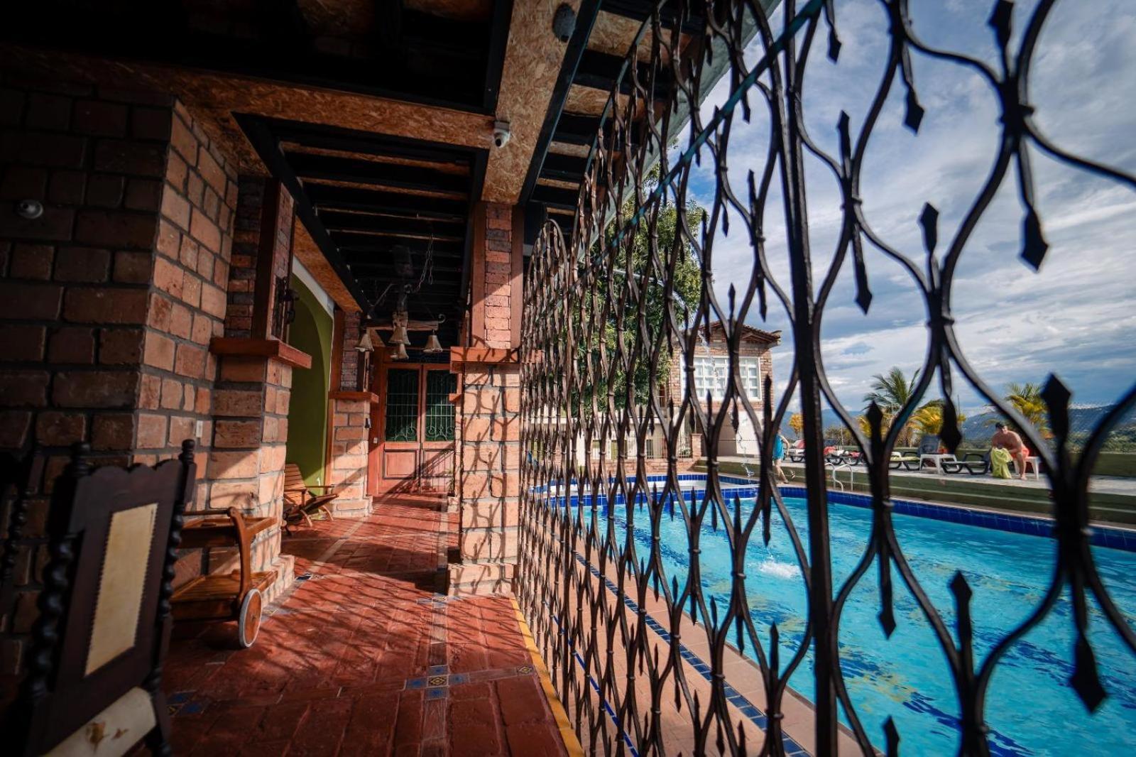 Hosteria De La Plaza Menor Санта-Фе-де-Антіокія Екстер'єр фото