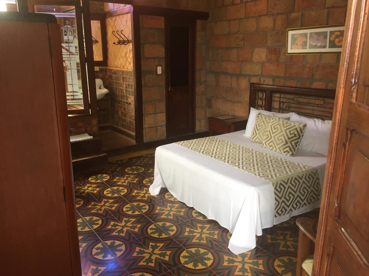 Hosteria De La Plaza Menor Санта-Фе-де-Антіокія Екстер'єр фото