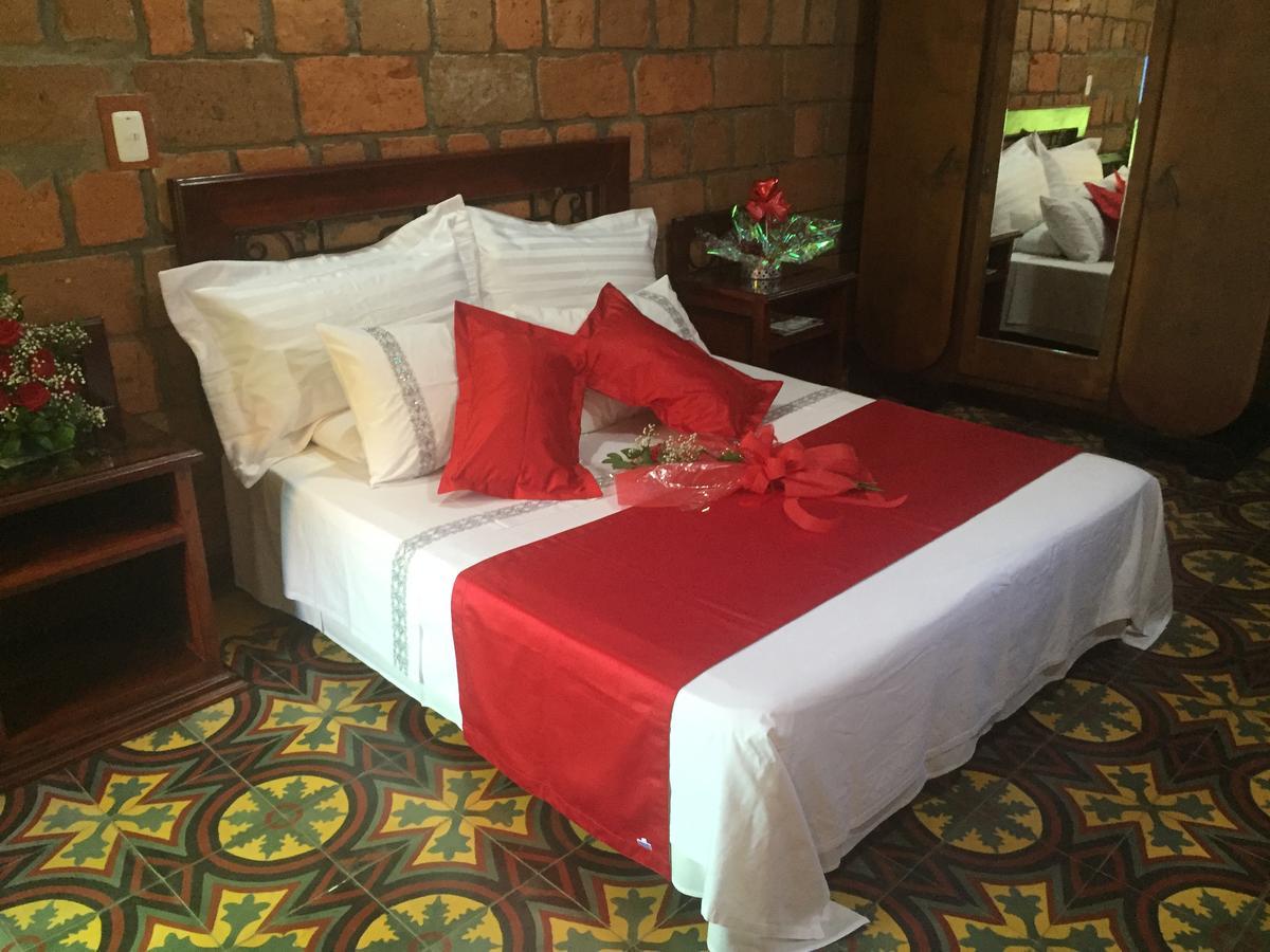 Hosteria De La Plaza Menor Санта-Фе-де-Антіокія Екстер'єр фото